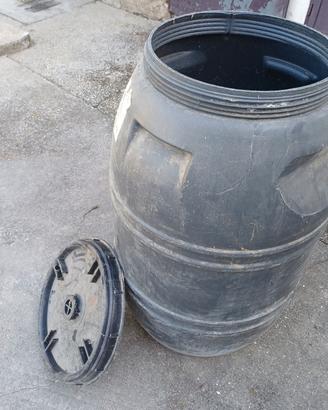 vaso con tappo a vite...Borgoricco  Padova 