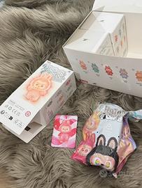 Pop Mart - Labubu Big into Energy - Love