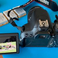 Fotocamera digitale Canon 700D