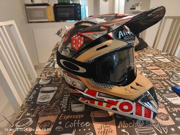 Casco cross  Airoh