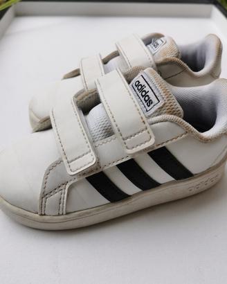 Scarpe Adidas 24