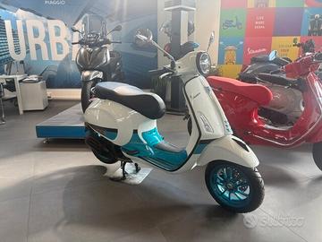Vespa 125 Primavera COLOR VIBE
