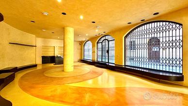 NEGOZIO A NOVI LIGURE