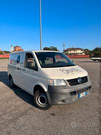 VW TRANSPORTER SURF