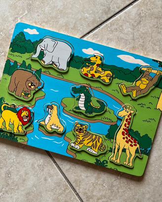 Gioco in legno per bambini, due tavole