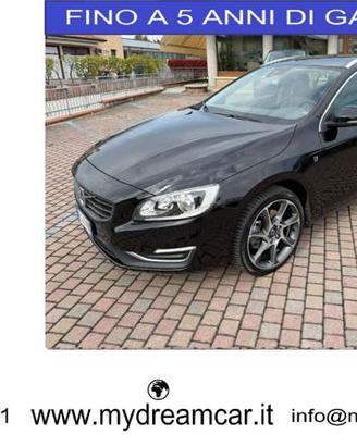 VOLVO V60 D2 120CV Ocean Race