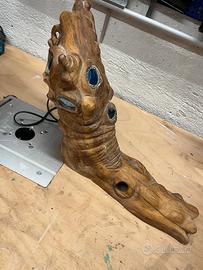 Lampada di legno d’ulivo