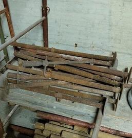 basette regolabili per ponteggi 