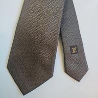 splendida cravatta in seta marrone Louis Vuitton