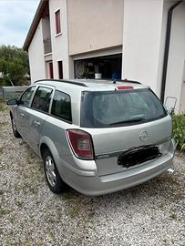 Opel Astra 2007