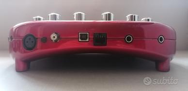 LINE6 POD X3 + PÉDALIERA FBV