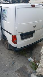 Vendiamo Ricambi per Nissan NV200 1.5 diesel Anno 