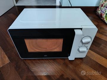Forno a Microonde ok. OHW 1224 W  Bianco 700W