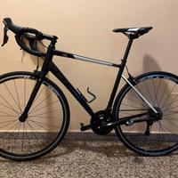 Bicicletta Cube Attain SL, misura 56.