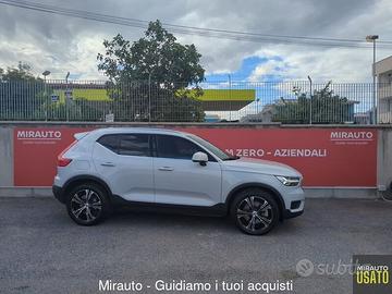 Volvo XC40 T5 Recharge Plug-in Hybrid R-design