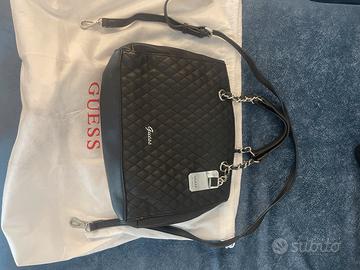 Borsa Guess Bauletto a tracolla