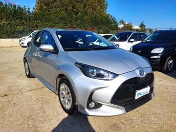 TOYOTA Yaris 1.5H BUSINESS 92cv(116cv) TELECAM S