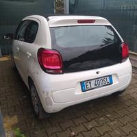 citroen c1 cabrio incidentata