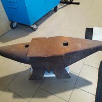 incudine 70 kg antico