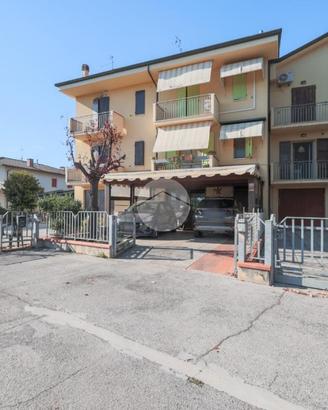 VILLA A SCHIERA A CESENATICO