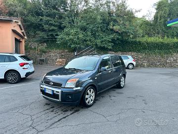 Ford Fusion ada. Neop. 1.6 benz