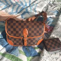 Borsa nuova con portafoglio 