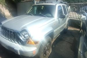 jeep Cherokee kj