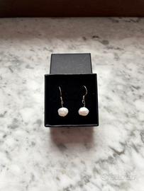 Orecchini in perle vere, argento 925 acciaio.