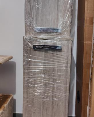 set mobili bagno + specchio