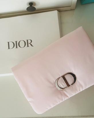 Pochette make up dior