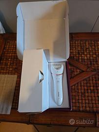 Epilatore Philips serie 8000 BRE735/00