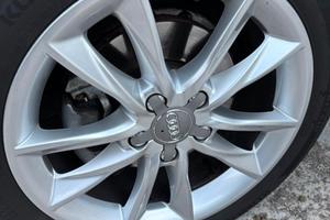 SET CERCHI AUDI A3 + GOMME INVERNALI