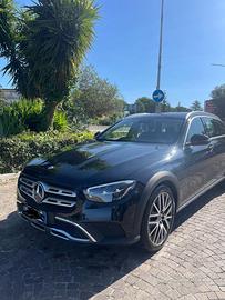 MERCEDES - BENZ E 220 D 4MATIC ALLTERRAIN