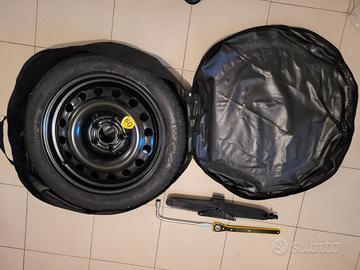 Ruotino scorta T125/80 R17 99M con cric e chiave