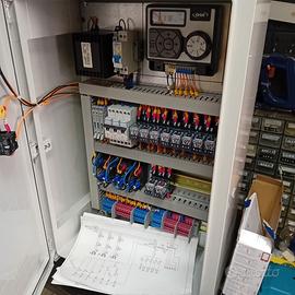 Quadro elettrico controllo irrigazione ed altro