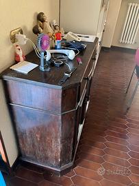 Credenza in legno massello