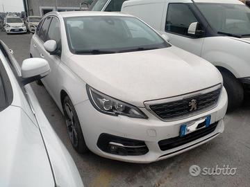 Peugeot 308sw..ricambi.
