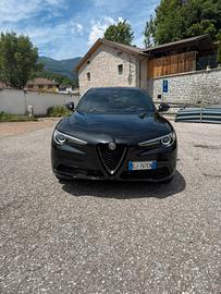 ALFA ROMEO Stelvio 2.0 Turbo 280 CV AT8 Q4 Veloce