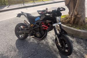 Husqvarna Nuda 900 R