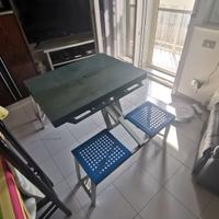 tavolo da campeggio pieghevole per quattro persone