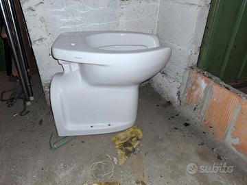 Tazza wc Hatria per diversamente abili