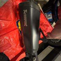 Akrapoviç per  Bmw S1000XR