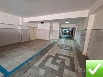 Ampio Garage Nuovo Ponte San Pietro 100 Mq