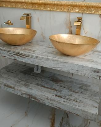 Due lavabi in ceramica sospesi e mobiletto 