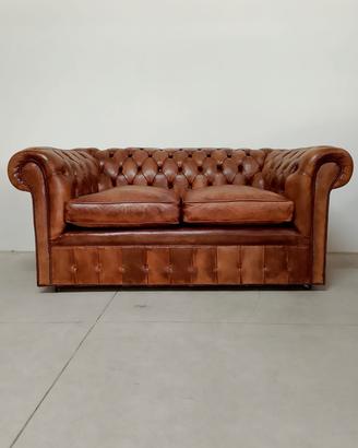 Divano Chesterfield club 2 posti vintage cognac 