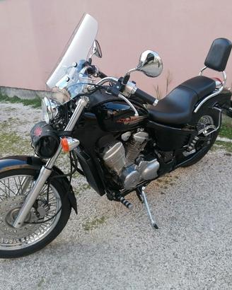 Honda VT 600 