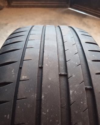 gomme Michelin pilot sport 4 225/45 ZR18 91W