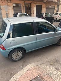 Lancia y