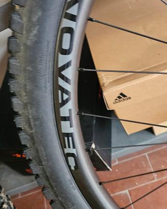 ruote carbonio novatec m30  29 enduro 