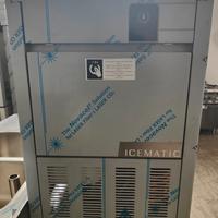 Macchina per ghiaccio